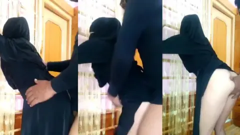 ngewe sambil berdiri Bokep Hijab